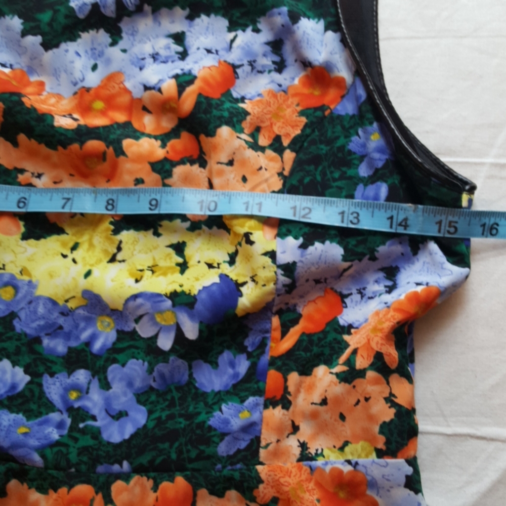 Lush Dress - Picture 5 of 8